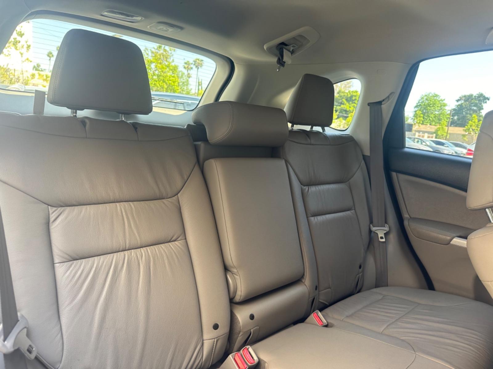 2012 Gray /Gray Honda CR-V LEATHER (2HKRM3H74CH) with an 4 Cylinder engine, Automatic transmission, located at 30 S. Berkeley Avenue, Pasadena, CA, 91107, (626) 248-7567, 34.145447, -118.109398 - Photo #30